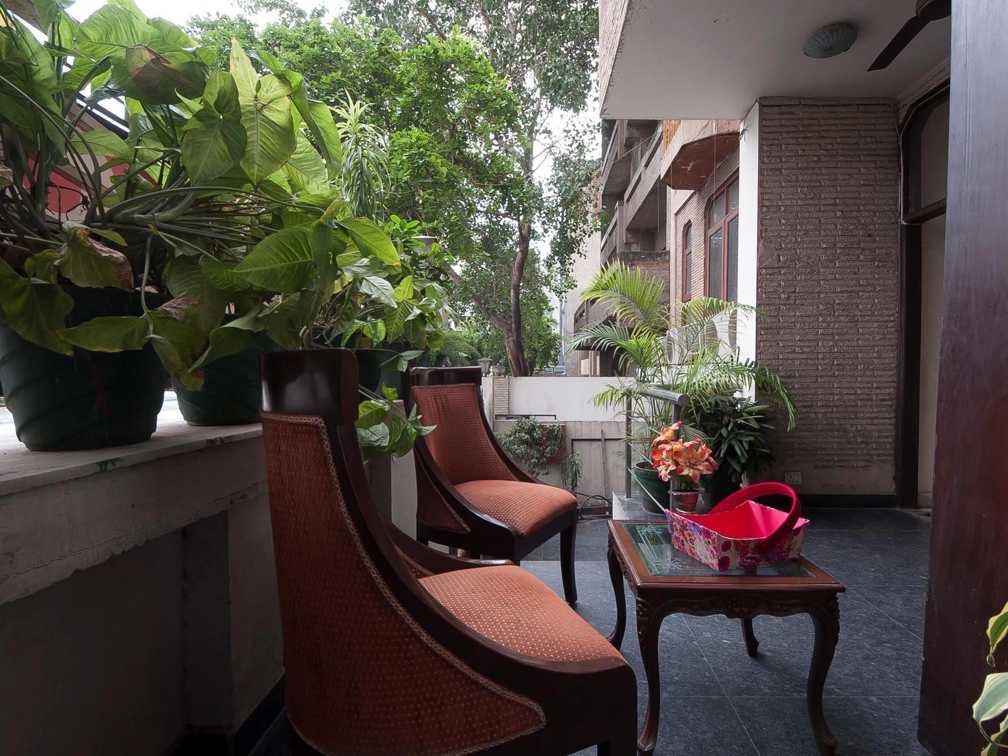 Hermitage By The Cosy Hotels Near Lotus Temple Nova Deli Exterior foto