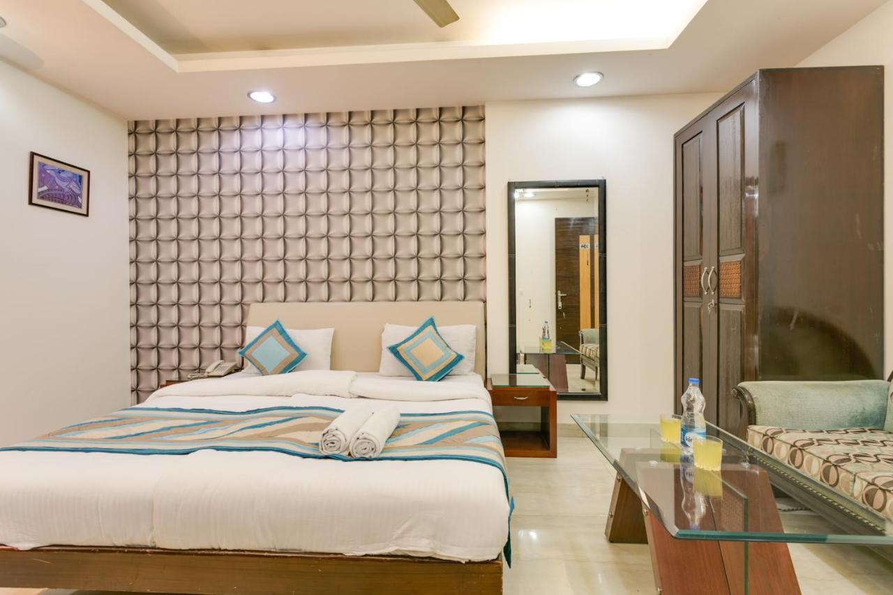 Hermitage By The Cosy Hotels Near Lotus Temple Nova Deli Exterior foto
