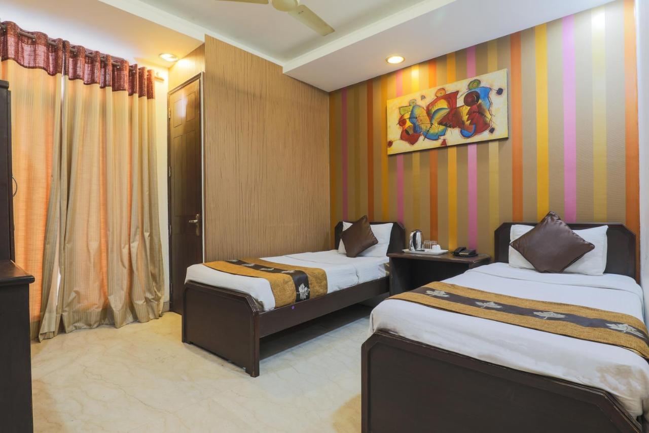 Hermitage By The Cosy Hotels Near Lotus Temple Nova Deli Exterior foto